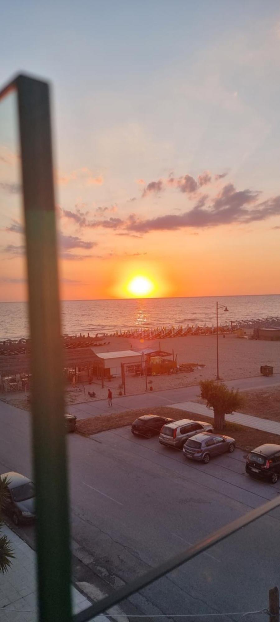 Pantheon Sea View Aparthotel Neoi Poroi Ruang foto